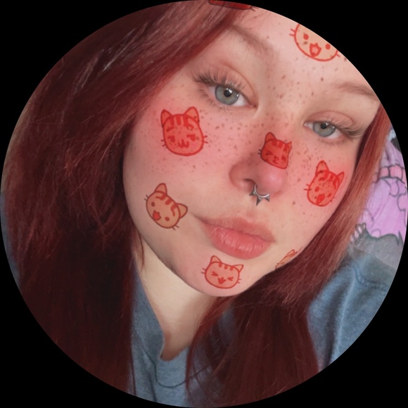 yikes_its_liv